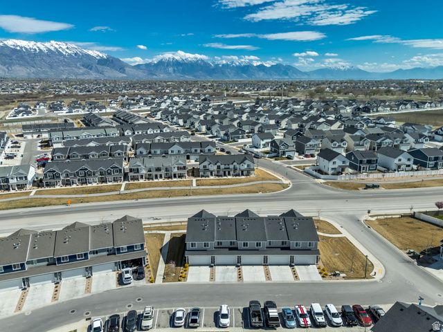 880 N HERMAN DR, Lehi, UT 84048