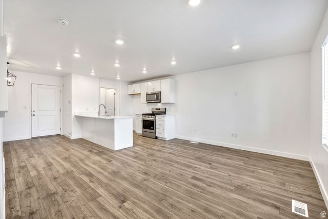 880 N HERMAN DR, Lehi, UT 84048