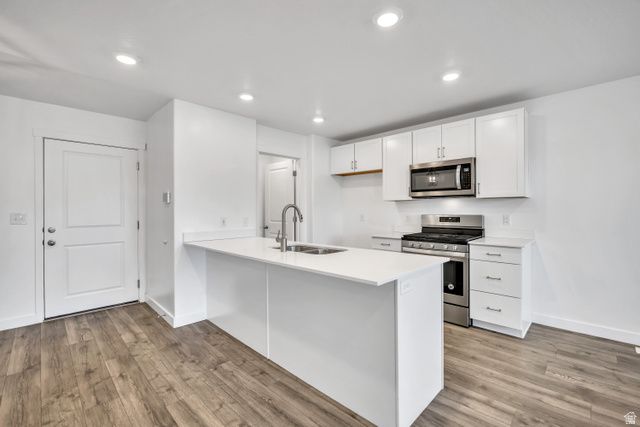 880 N HERMAN DR, Lehi, UT 84048