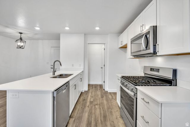 880 N HERMAN DR, Lehi, UT 84048