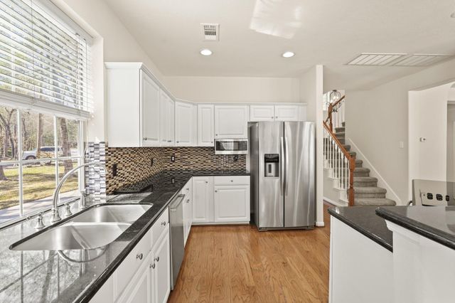 47 S Bristol Oak Circle, The Woodlands, TX 77382