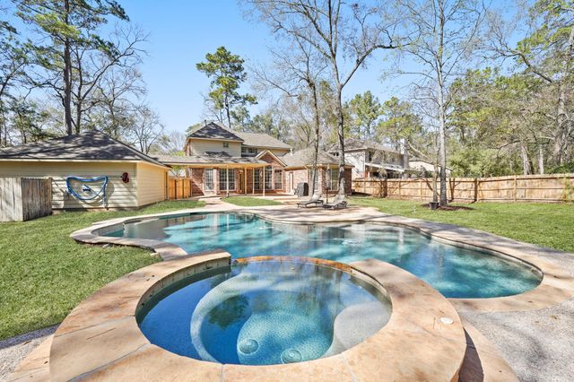 47 S Bristol Oak Circle, The Woodlands, TX 77382