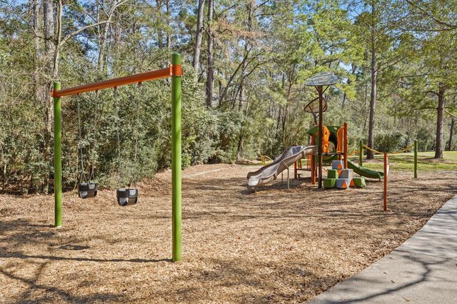 47 S Bristol Oak Circle, The Woodlands, TX 77382