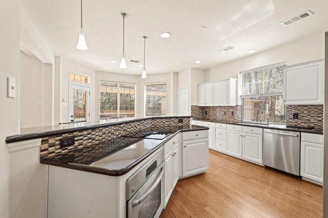 47 S Bristol Oak Circle, The Woodlands, TX 77382