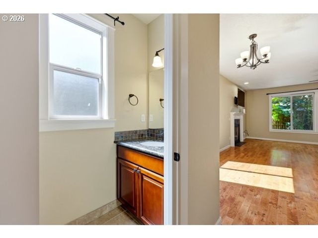 1743 Se MARION St, Portland, OR 97202