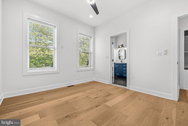 907 L ST NE, Washington, DC 20002