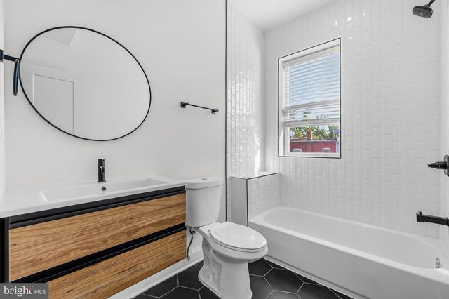 907 L ST NE, Washington, DC 20002