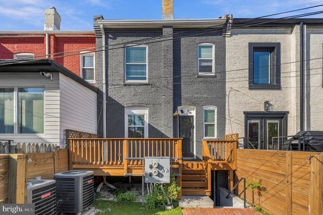 907 L ST NE, Washington, DC 20002