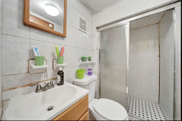 15920 Highland Avenue, Jamaica, NY 11432