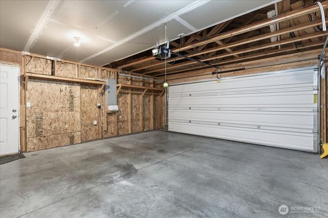 1101 W Luta Street, Moses Lake, WA 98837