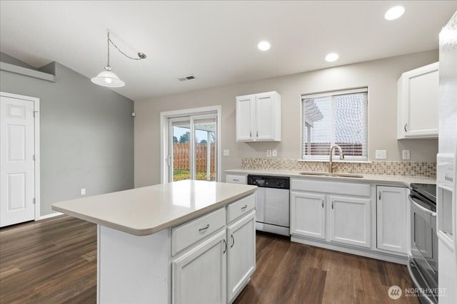 1101 W Luta Street, Moses Lake, WA 98837