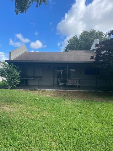 12726 Spinnaker Lane, Wellington, FL 33414