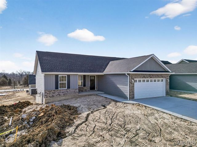 112 Grindstone Court, Moscow Mills, MO 63362