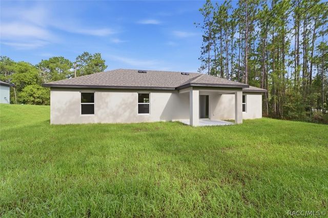 9673 N Emellia Avenue, Dunnellon, FL 34433