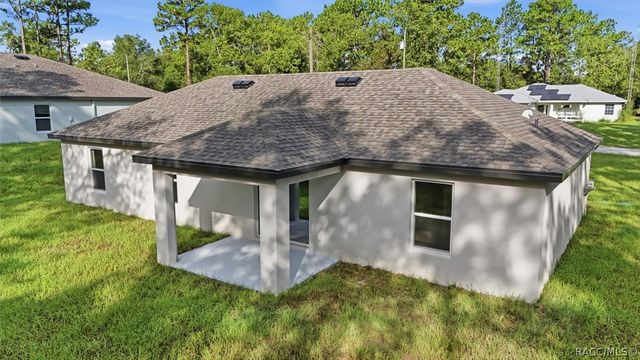 9673 N Emellia Avenue, Dunnellon, FL 34433