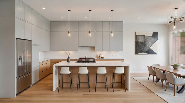 1711 Morris Street, Dallas, TX 75212