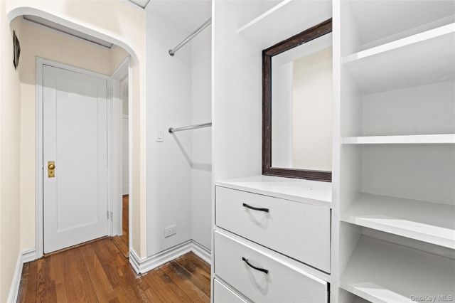 35-35 75th Street 625, Jackson Heights, NY 11372