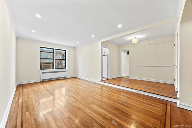 35-35 75th Street 625, Jackson Heights, NY 11372