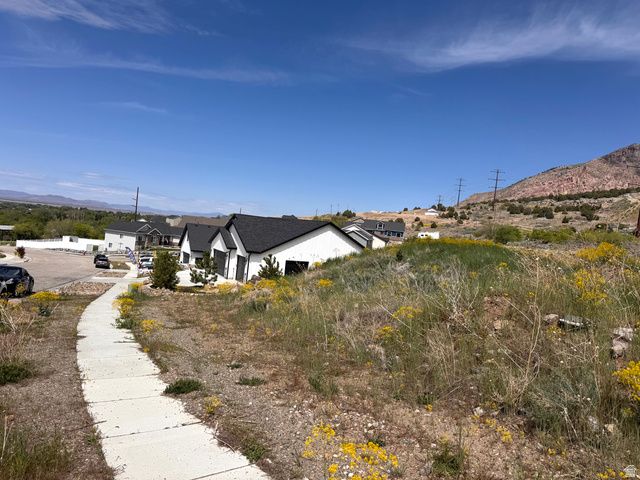 337 E SADDLEBACK RD, Willard, UT 84340