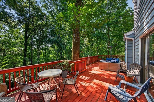 1981 Kinridge Road, Marietta, GA 30062