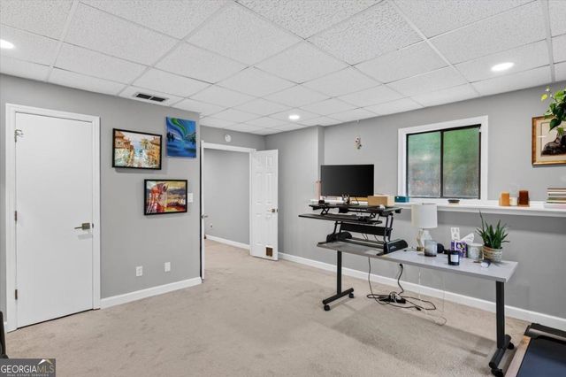 1981 Kinridge Road, Marietta, GA 30062