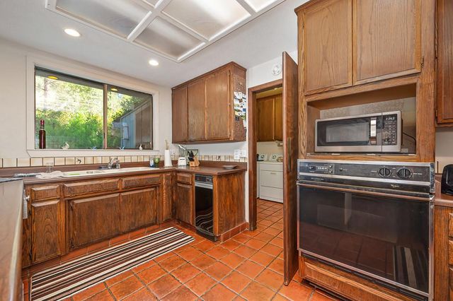 900 Coyote Creek Rd, Meadow Vista, CA 95722