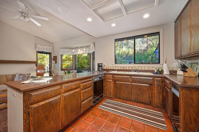 900 Coyote Creek Rd, Meadow Vista, CA 95722