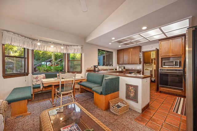 900 Coyote Creek Rd, Meadow Vista, CA 95722