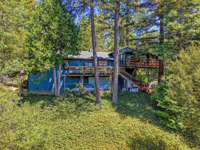 900 Coyote Creek Rd, Meadow Vista, CA 95722