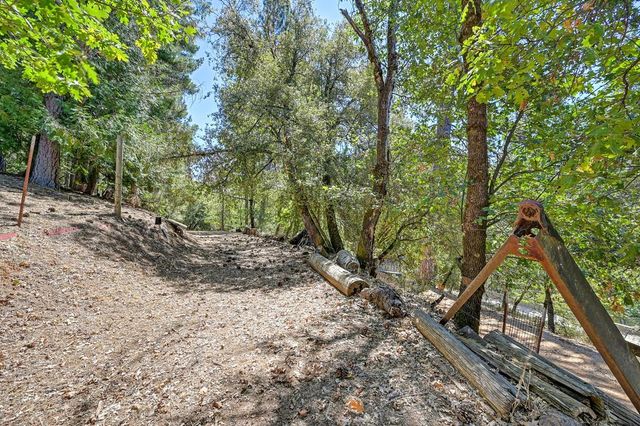 900 Coyote Creek Rd, Meadow Vista, CA 95722