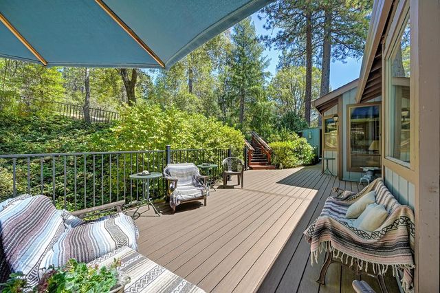 900 Coyote Creek Rd, Meadow Vista, CA 95722