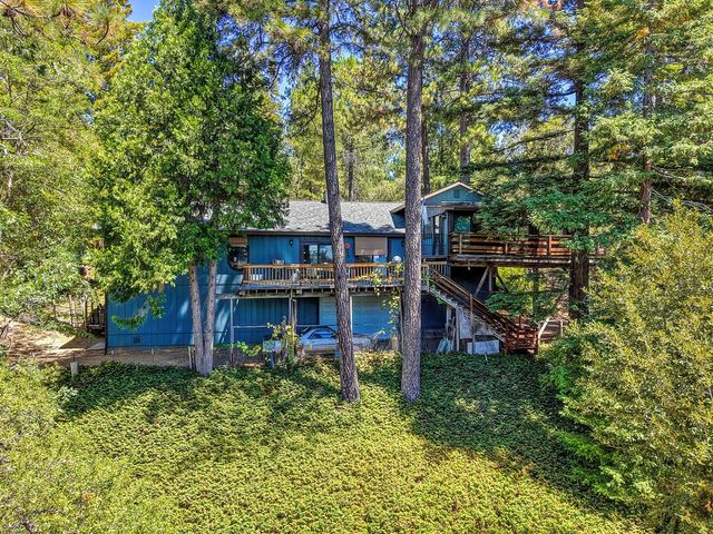 900 Coyote Creek Rd, Meadow Vista, CA 95722
