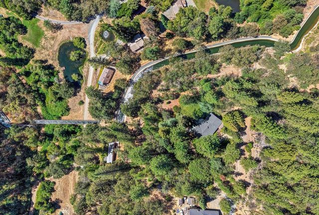 900 Coyote Creek Rd, Meadow Vista, CA 95722