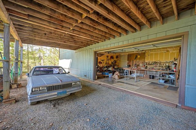 900 Coyote Creek Rd, Meadow Vista, CA 95722