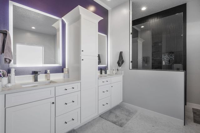 2541 Chessman Drive NE, Rio Rancho, NM 87124