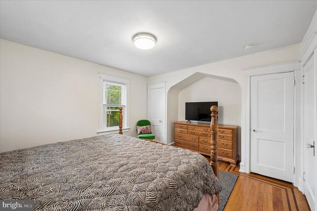 33 S HARWOOD AVE, Upper Darby, PA 19082