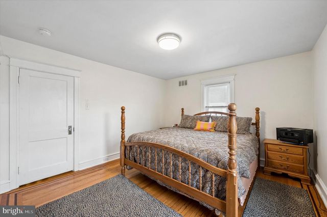 33 S HARWOOD AVE, Upper Darby, PA 19082