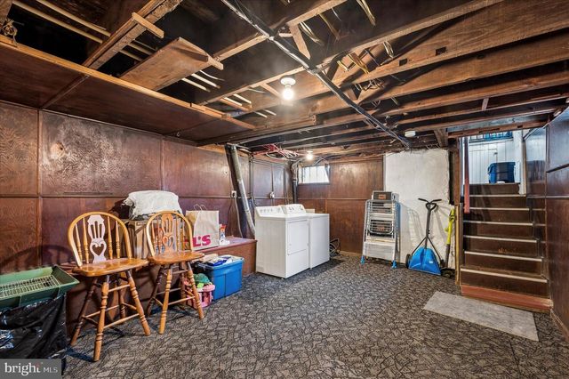33 S HARWOOD AVE, Upper Darby, PA 19082