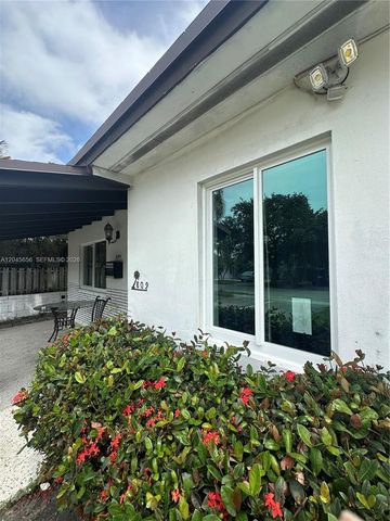 809 NE 2nd St unit 1-2, Hallandale Beach, FL 33009