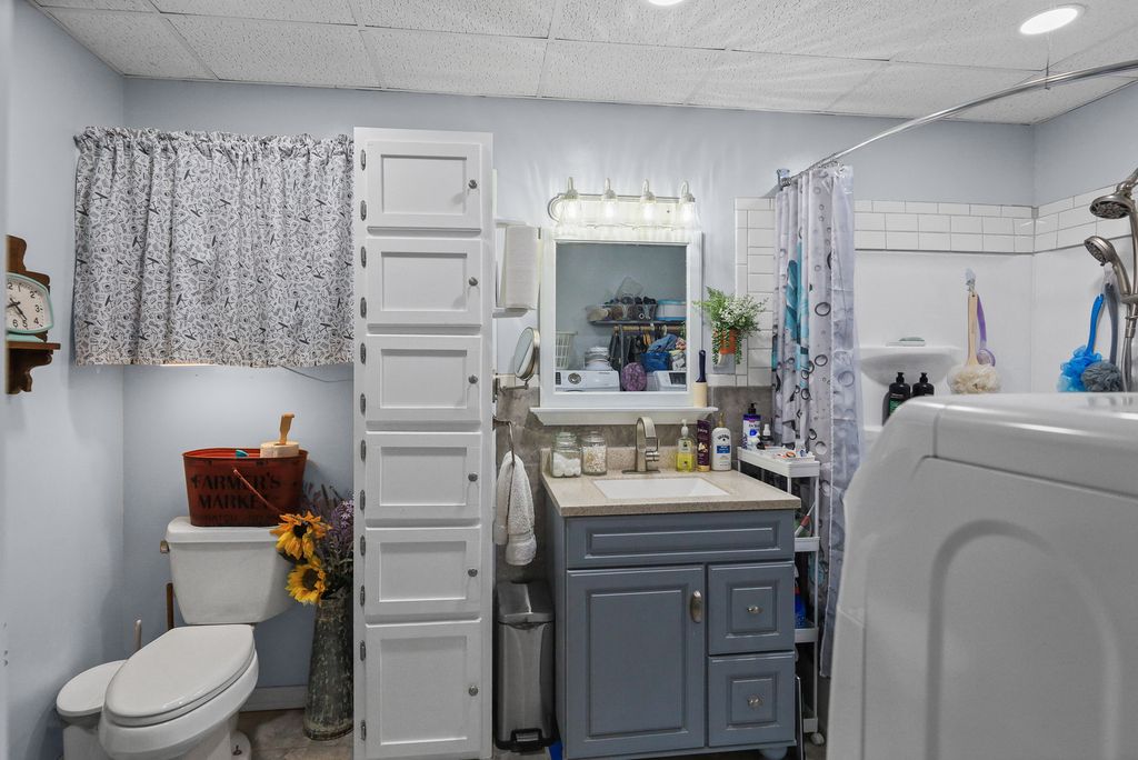 Image 26 of property listing at 7296 State Route 161 Extension, Iuka, IL 62849