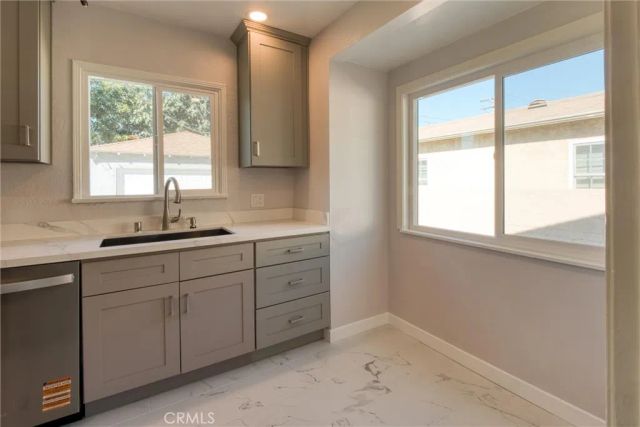 8237 Arnett, Downey, CA 90241