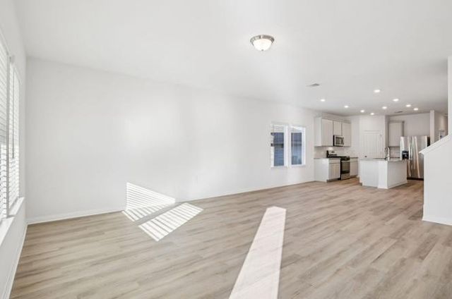4917 Stockton LN, Del Valle, TX 78617