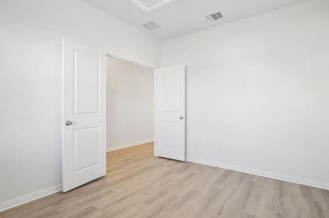4917 Stockton LN, Del Valle, TX 78617