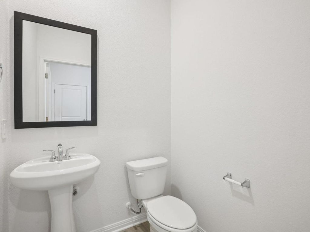 4917 Stockton LN, Del Valle, TX 78617