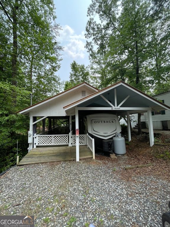 54 Candy Land Drive, Cleveland, GA 30528