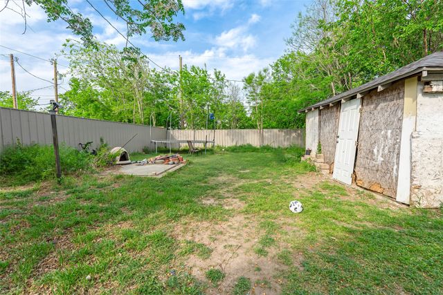 3006 25th Street, Fort Worth, TX 76106