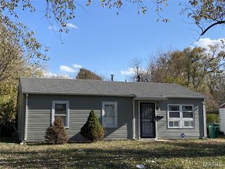 714 Saint Norbert Drive, Cahokia, IL 62206