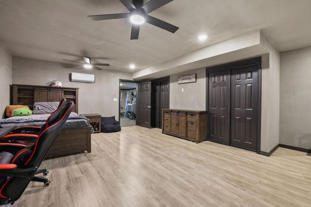 252 Hacienda Drive, Pottsboro, TX 75076