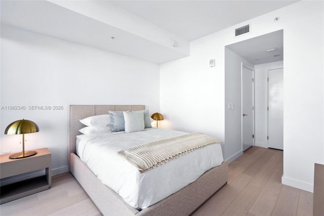 9201 E Bay Harbor Dr 604, Bay Harbor Islands, FL 33154