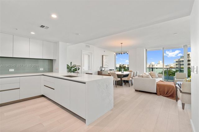 9201 E Bay Harbor Dr 604, Bay Harbor Islands, FL 33154